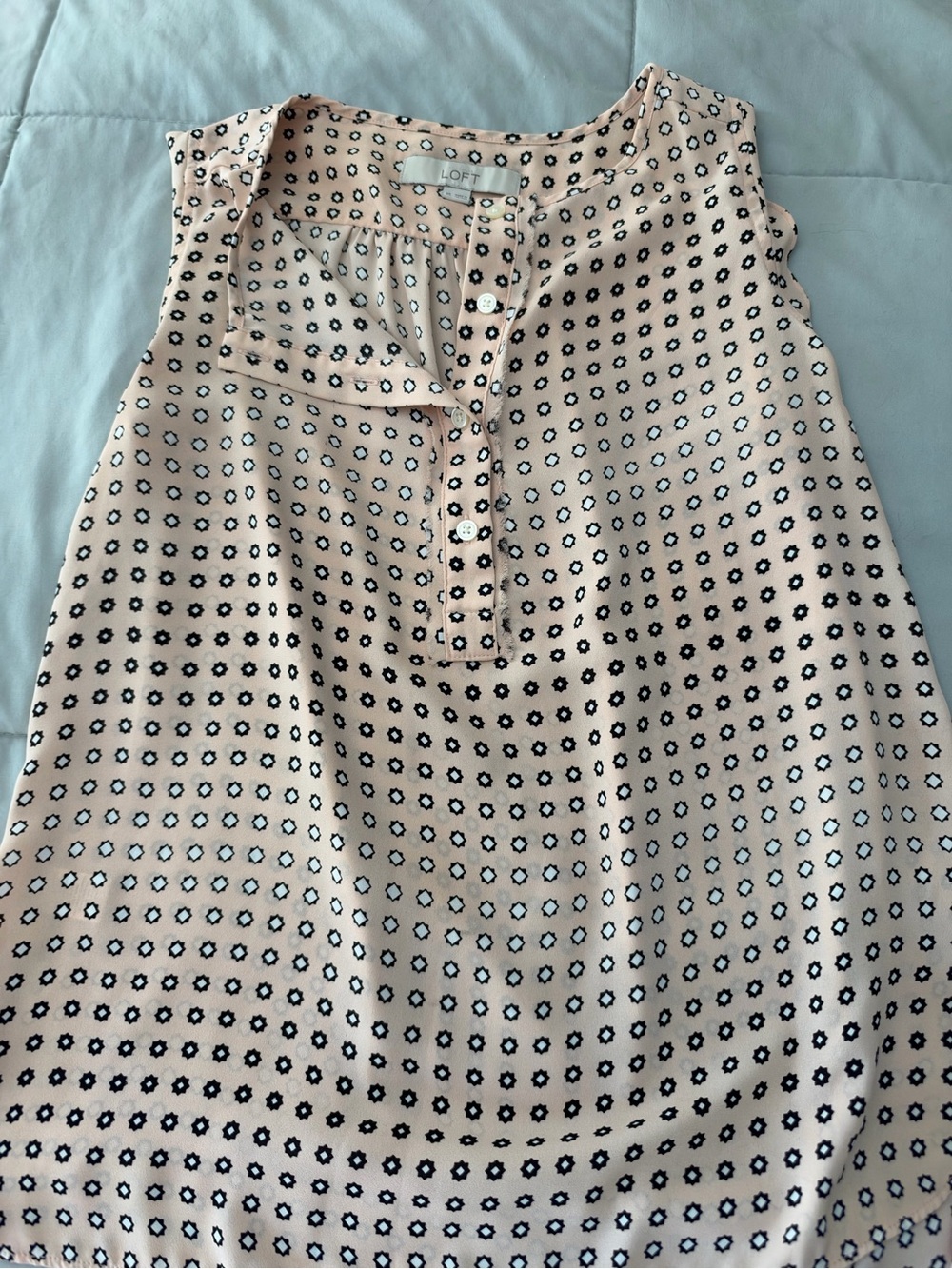 LOFT Sleeveless Pink Dot-Pattern Henley Shell